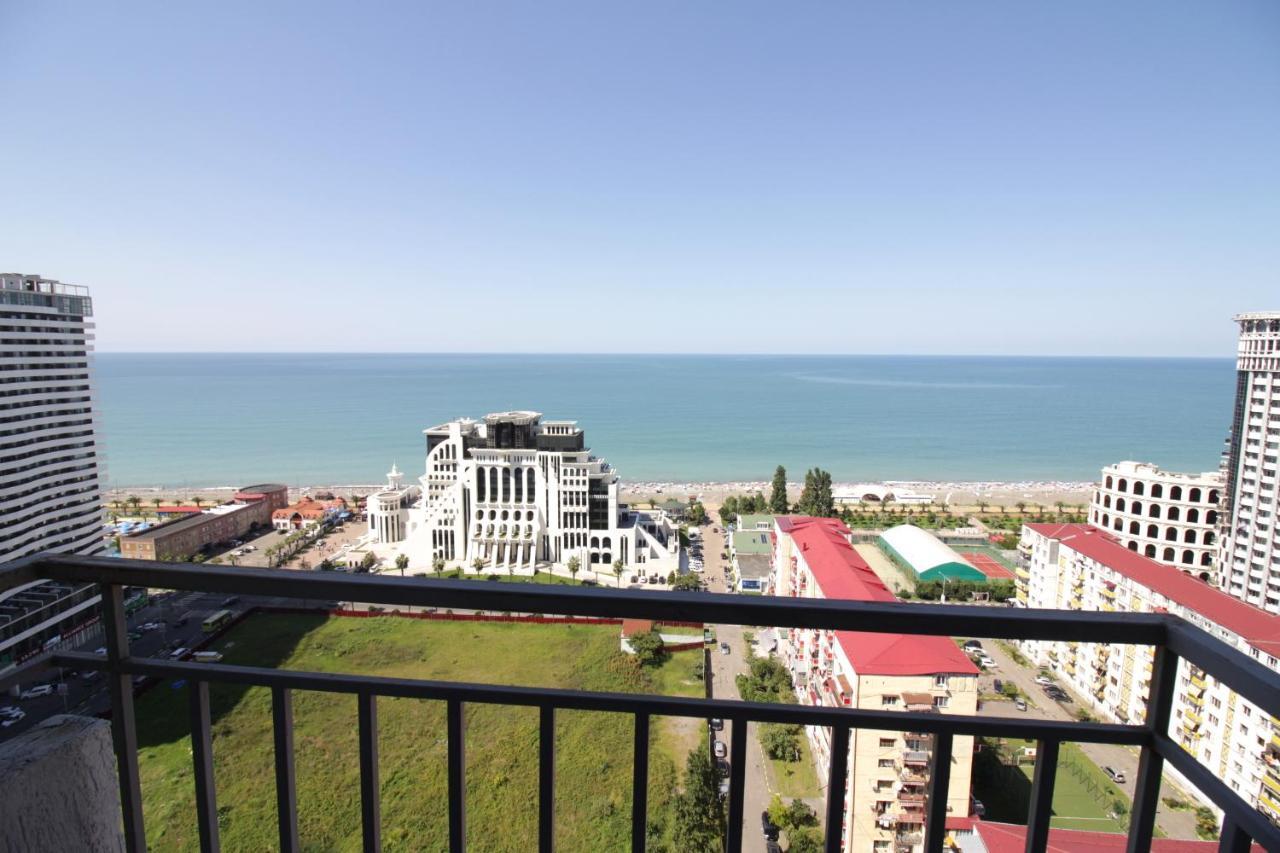 Apartments Inasaredze Батуми Екстериор снимка